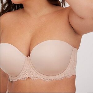 Torrid Curve strapless lightly lined smooth straight back bra size 40F